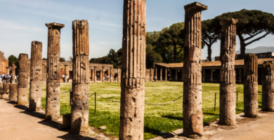 Naples Pompeii Tour_ Explore the Ancient Ruins on a Day Trip